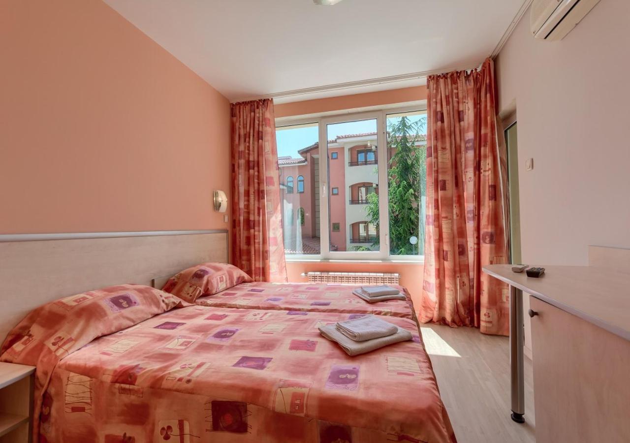 Hotel Fantastiko Ravda ภายนอก รูปภาพ