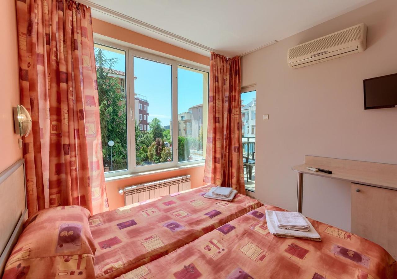 Hotel Fantastiko Ravda ภายนอก รูปภาพ
